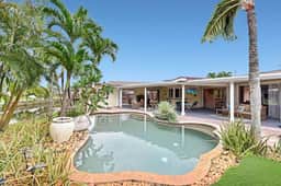 Home w/pool By Dream Vacation OP Canal
