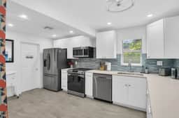 Surf Theme 4 Bed/3 Bath House W Heated Pool