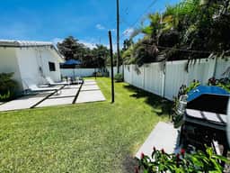 Chic Villa with Private Backyard Seahorse Villa3