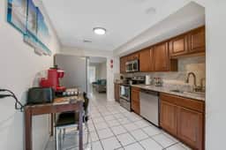 Home w/coffee station by Dream Vacation unit 5140