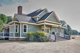 The Grapevine House By Dream Vacation