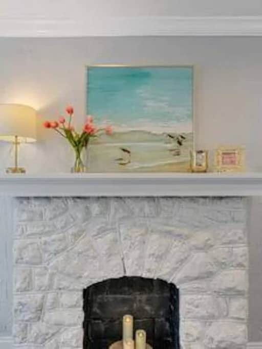 Historic Apt | Walk to Downtown & Arts