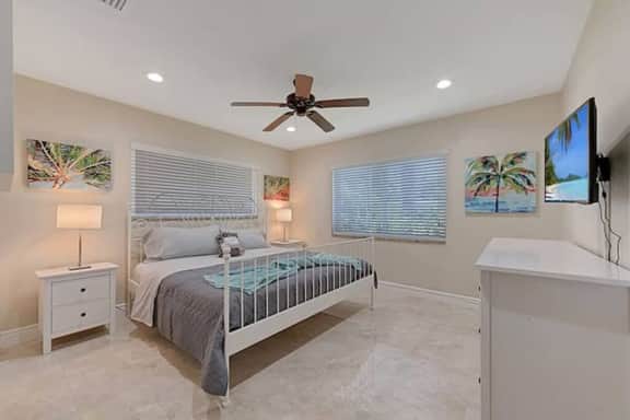 Home with pool by Dream Vacation unit 263