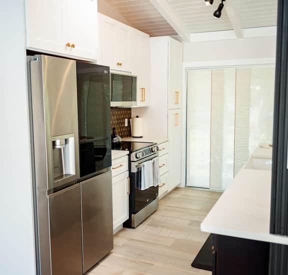 Bimini Bliss: Waterfront Pool Retreat By Dream Vacation