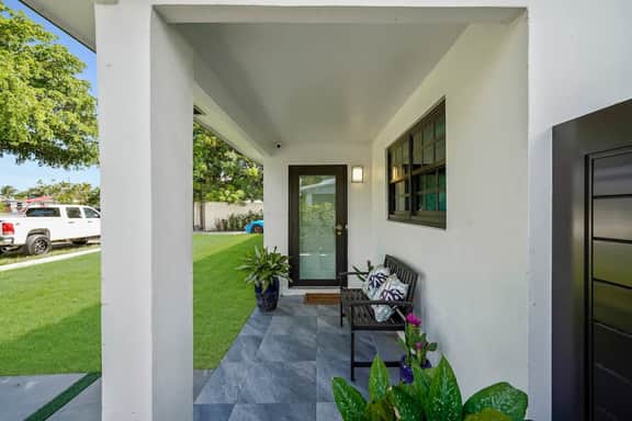East Beach Apart By Dream Vacation unit 2