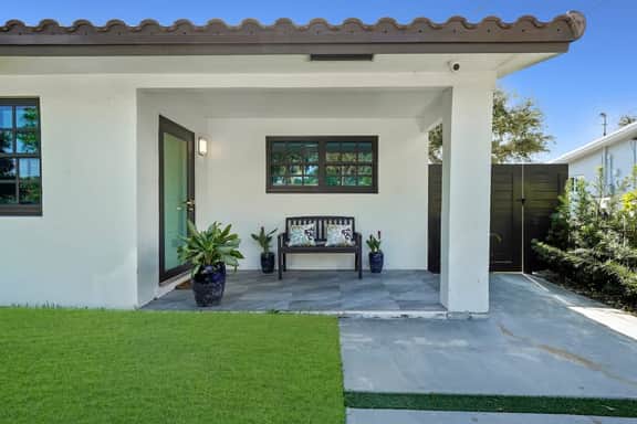 East Beach Apart By Dream Vacation unit 2