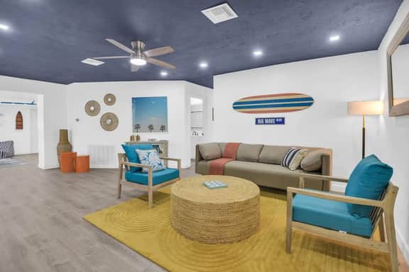 Surf Theme 4 Bed/3 Bath House W Heated Pool
